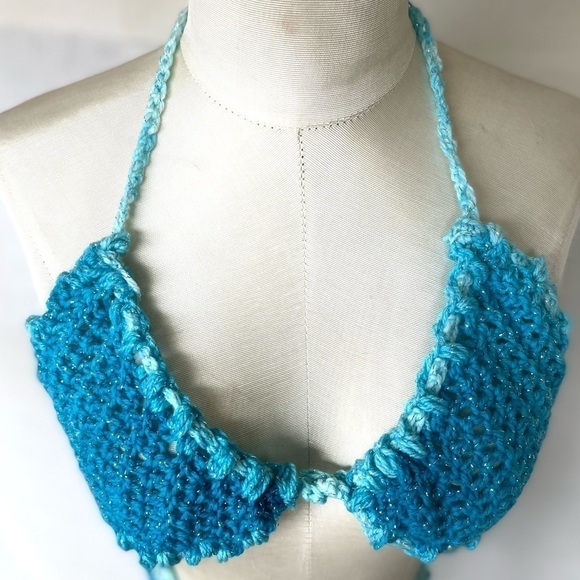 SPARKLING BLUE CROCHETED BIKINI - Picture 9 of 11
